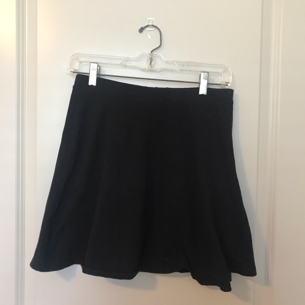 Black skater skirt